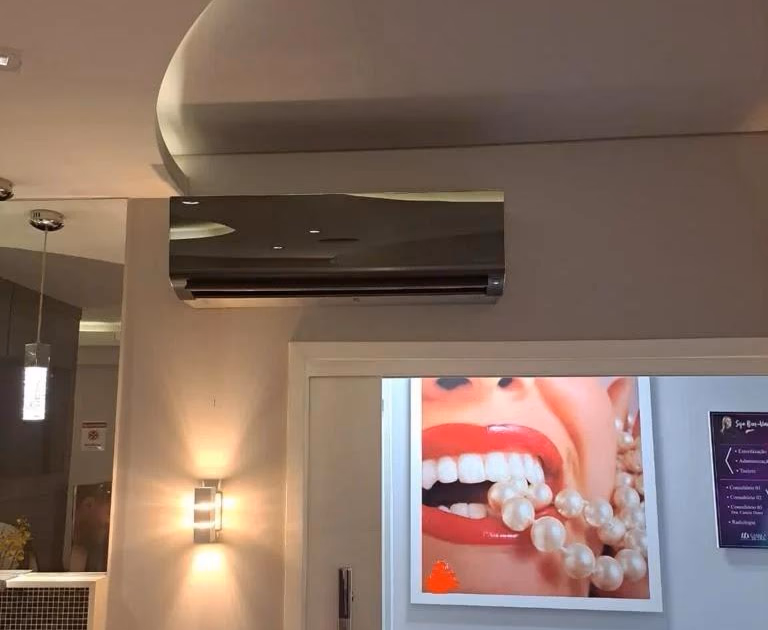 Ar-condicionado em Jaguariúna: pressão, filtragem e a NBR 7256 em clínicas e laboratórios